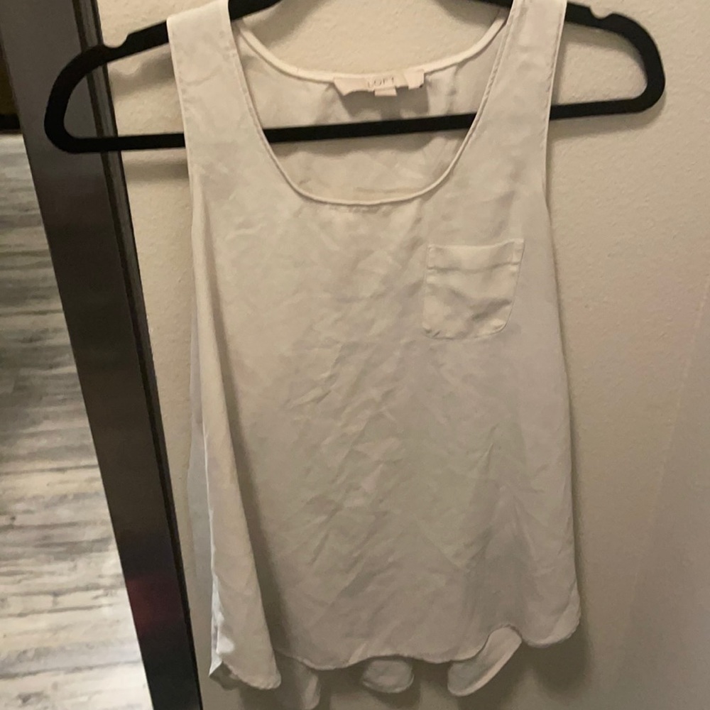 Size S - lightweight white tank top with pocket